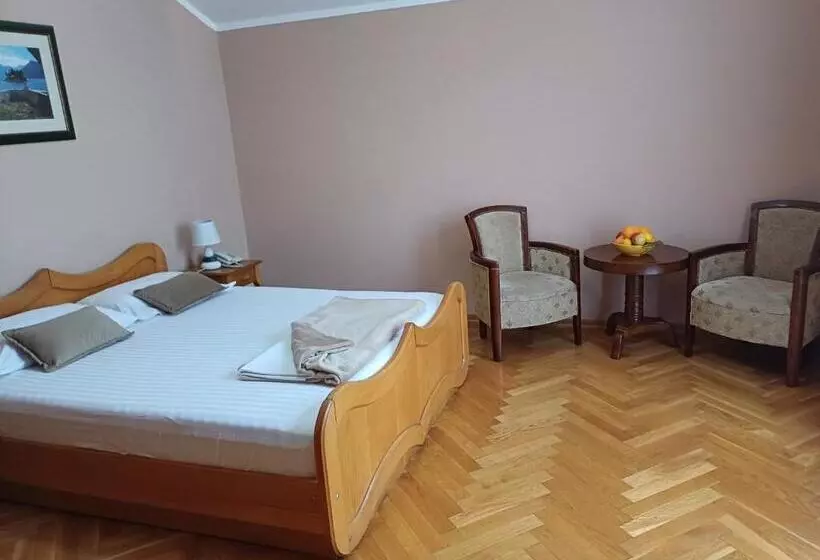 هتل Accommodation Marija 2