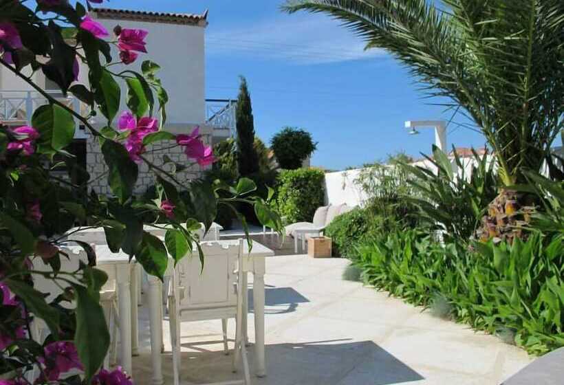 בית מלון כפרי Alenos Boutique