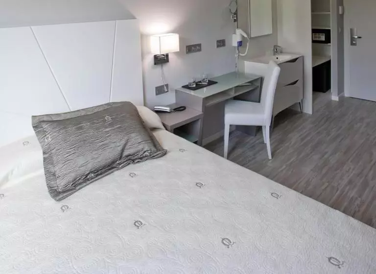 בית מלון כפרי Alix Boutique