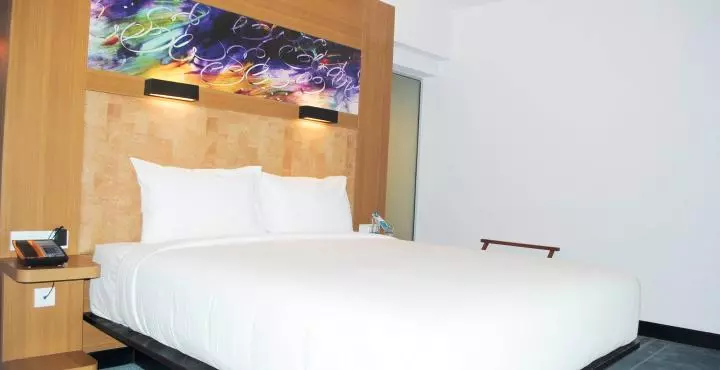 Отель Aloft Chandigarh Zirakpur