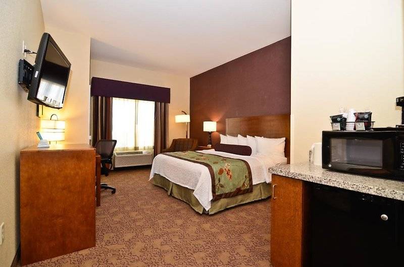 فندق Best Western Plus Carousel Inn & Suites Burlington