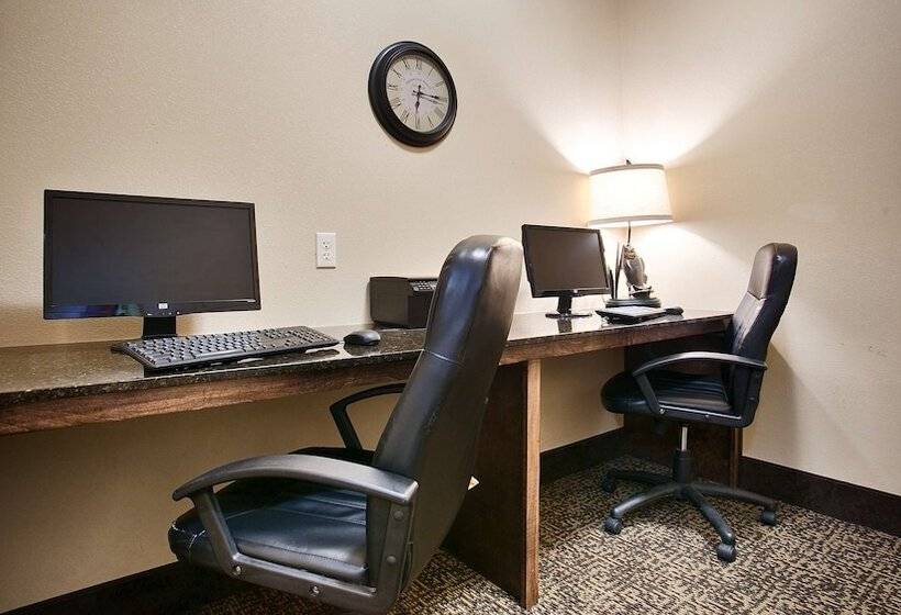 فندق Best Western Plus Emory At Lake Fork Inn & Suites