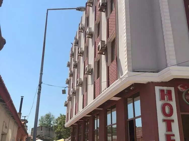 Hotelli Crowded House