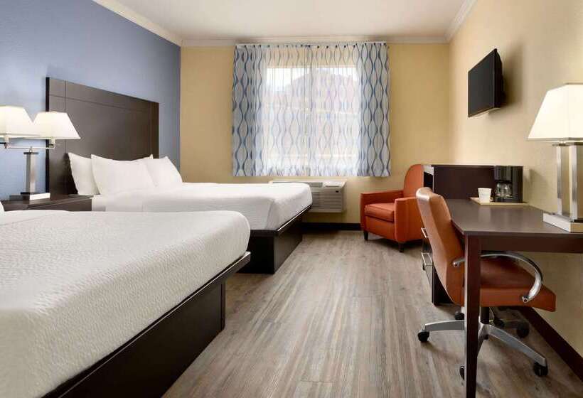 هتل Days Inn & Suites By Wyndham Dfw Airport South Euless