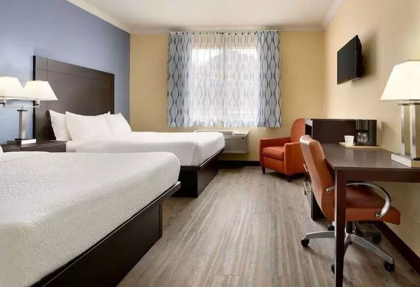 هتل Days Inn & Suites By Wyndham Dfw Airport South Euless