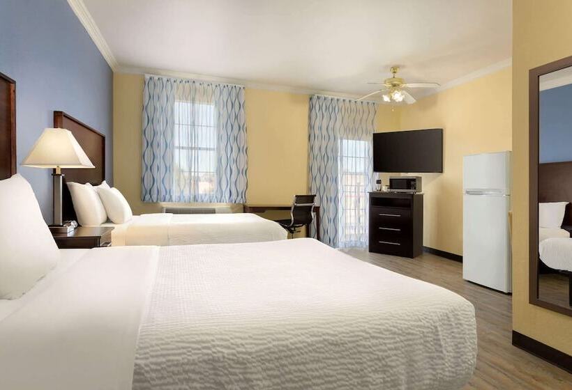هتل Days Inn & Suites By Wyndham Dfw Airport South Euless