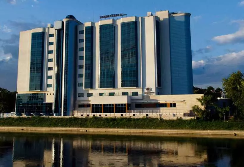 Doubletree By Hilton Hotel Oradea