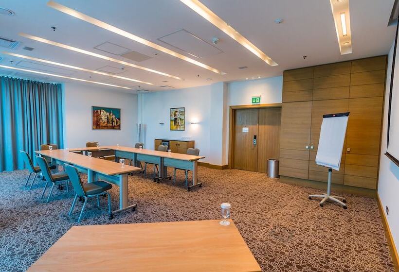 Doubletree By Hilton Hotel Oradea