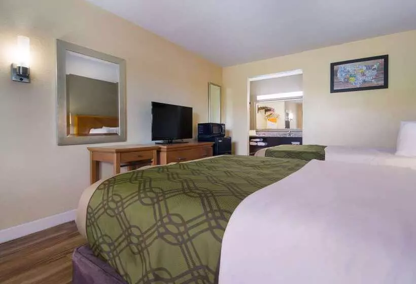 Отель Econo Lodge Battleboro  Rocky Mount I95