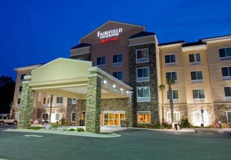 ホテル Fairfield Inn & Suites By Marriott Commerce