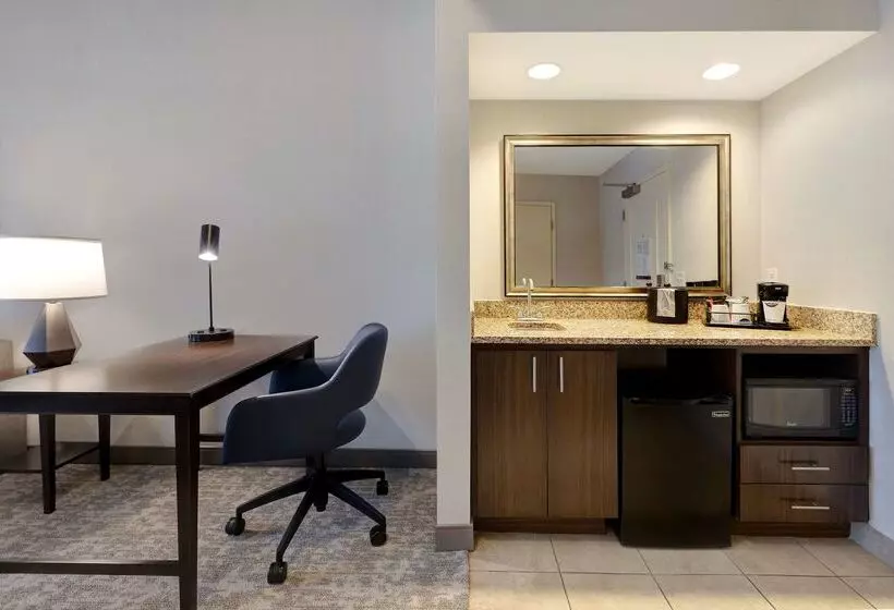 בית מלון כפרי Hampton Inn & Suites San Luis Obispo