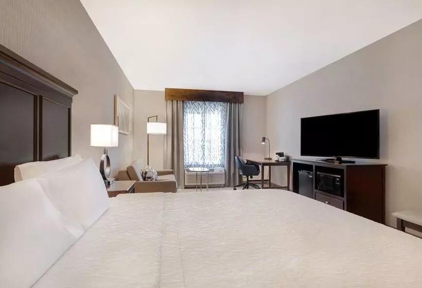 בית מלון כפרי Hampton Inn & Suites San Luis Obispo