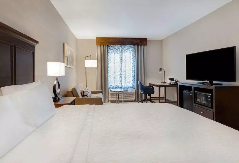 בית מלון כפרי Hampton Inn & Suites San Luis Obispo