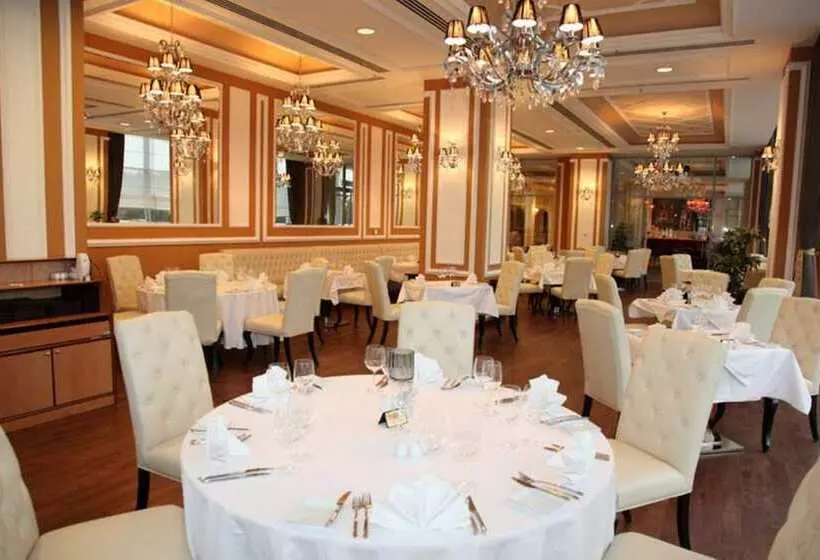 هتل Ramada Plaza By Wyndham Gevgelija