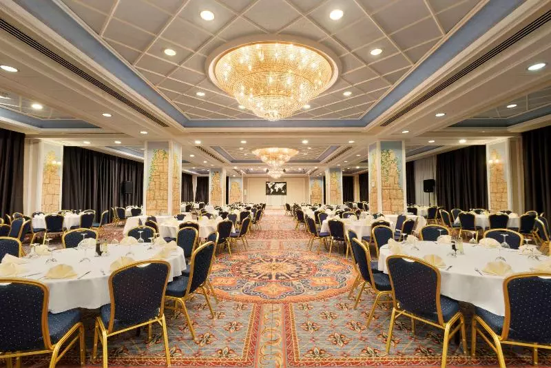 هتل Ramada Plaza By Wyndham Gevgelija