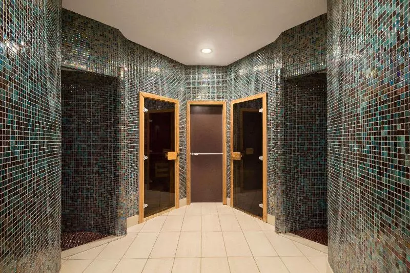 هتل Ramada Plaza By Wyndham Gevgelija