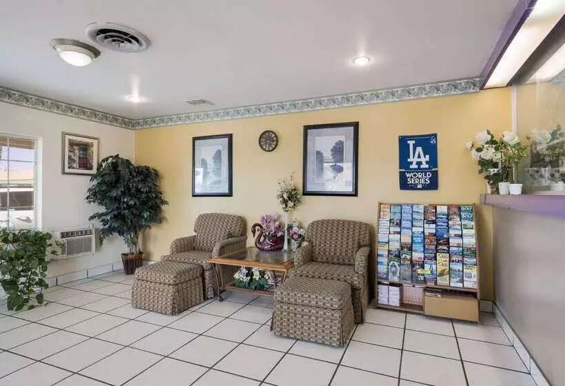 호텔 Rodeway Inn & Suites Blythe I 10