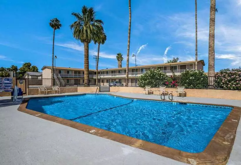 호텔 Rodeway Inn & Suites Blythe I 10