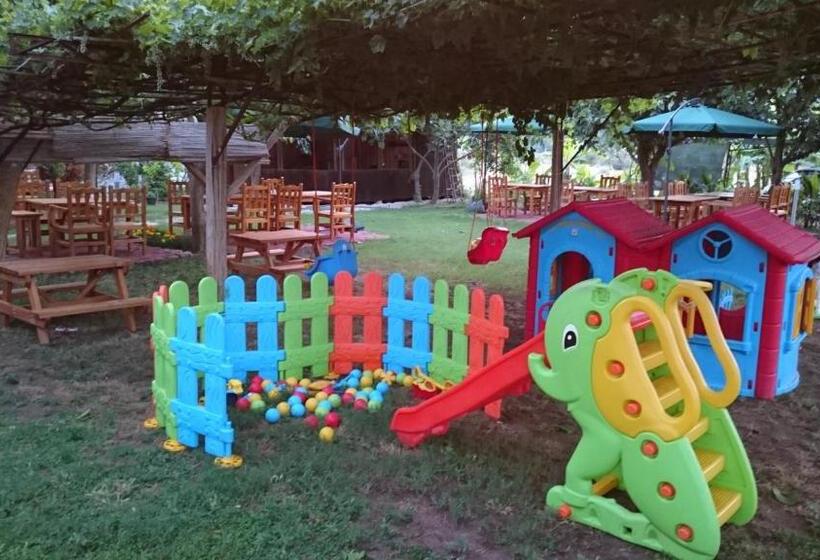 هتل Sera Pansiyon