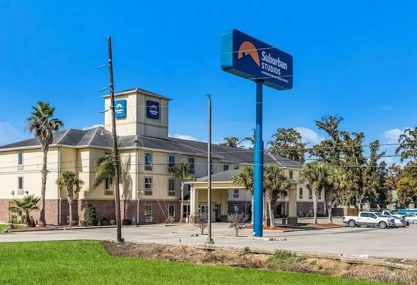 ホテル Suburban Studios Berwick  Morgan City