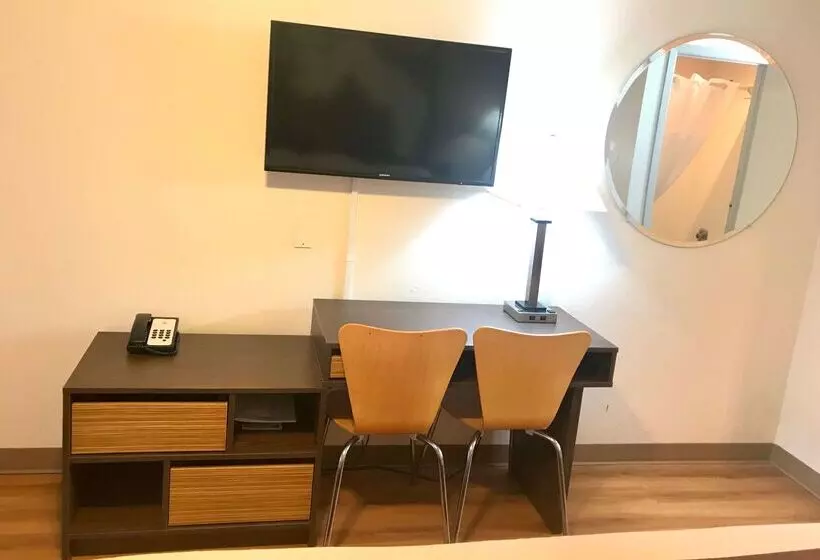 酒店 Super 8 By Wyndham Evanston