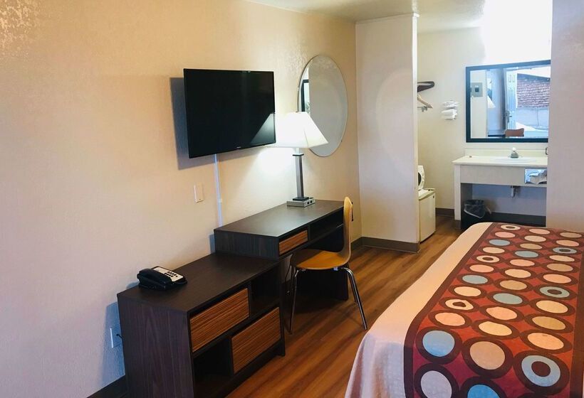 ホテル Super 8 By Wyndham Evanston