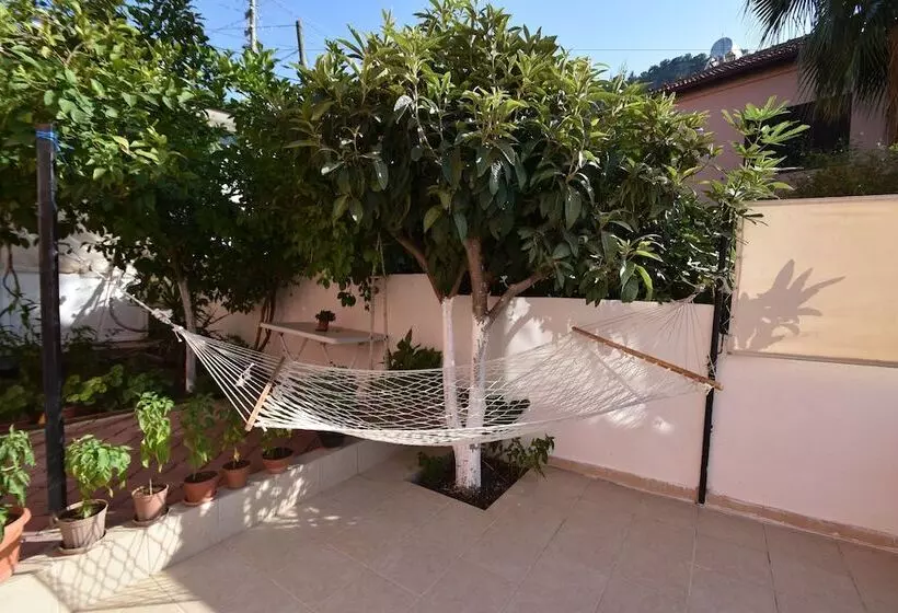 Пансион Duygu Apart Spellbinding Sea Views