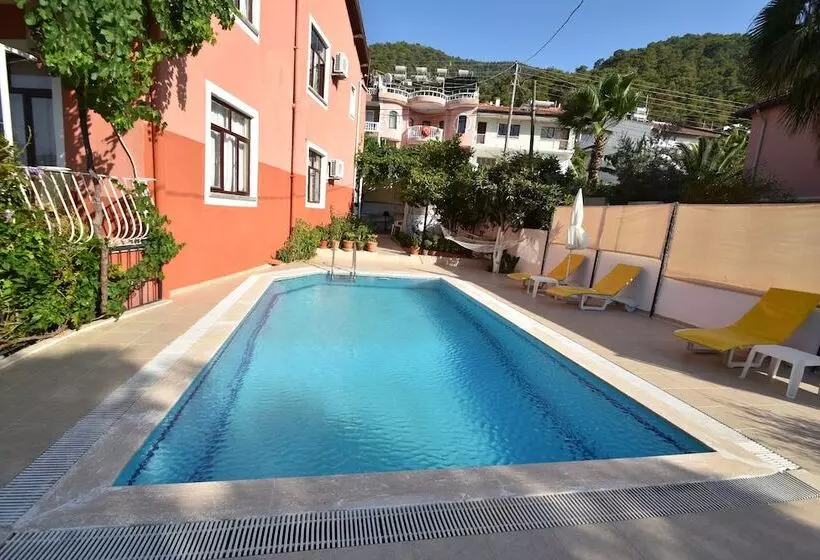 Пансион Duygu Apart Spellbinding Sea Views