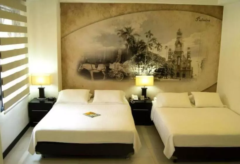 Hotel Puerta De San Antonio