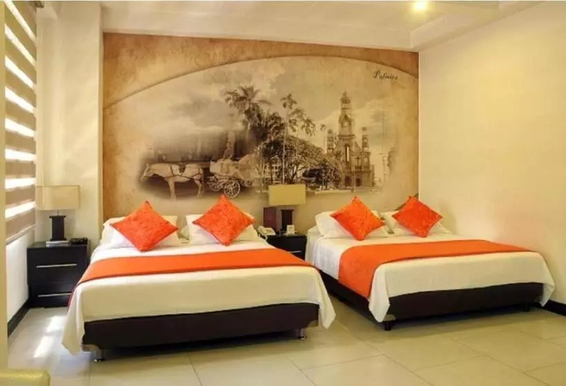 Hotel Puerta De San Antonio