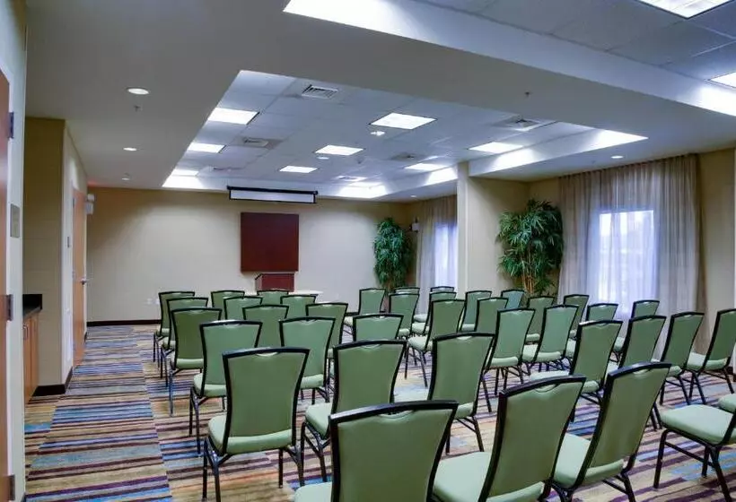 Fairfield Inn & Suites Lake City