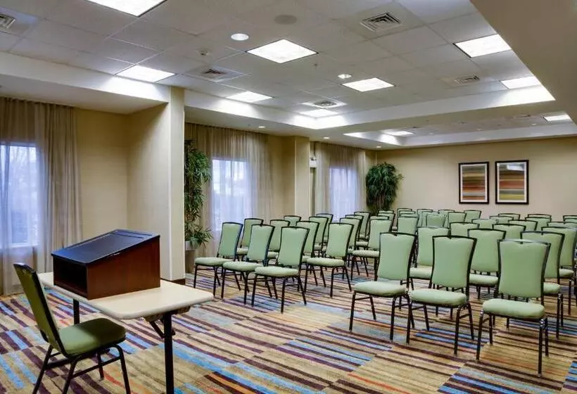 Fairfield Inn & Suites Lake City