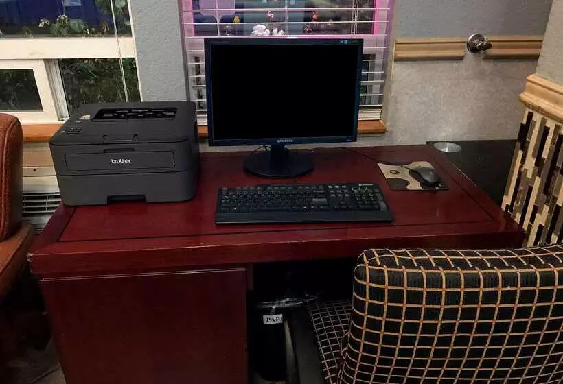 酒店 Americas Best Value Inn Lynnwood