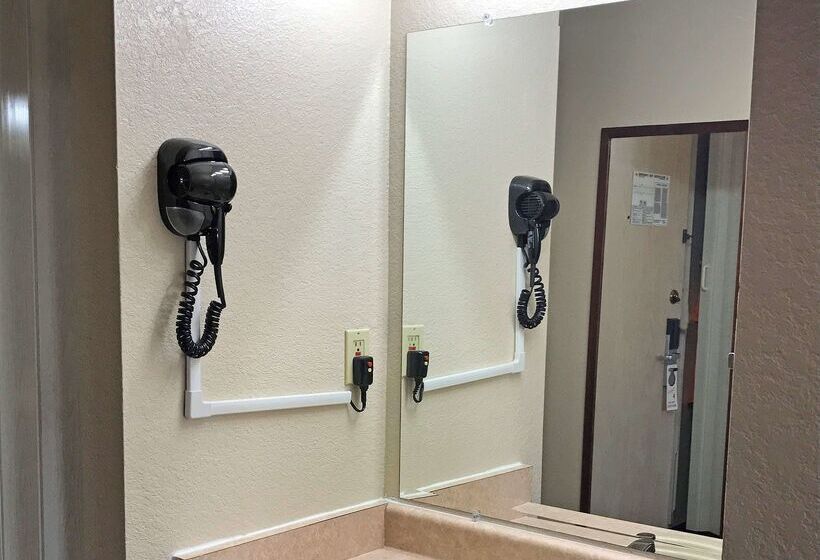 酒店 Americas Best Value Inn Lynnwood