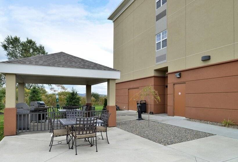 ホテル Candlewood Suites Elmira Horseheads, An Ihg