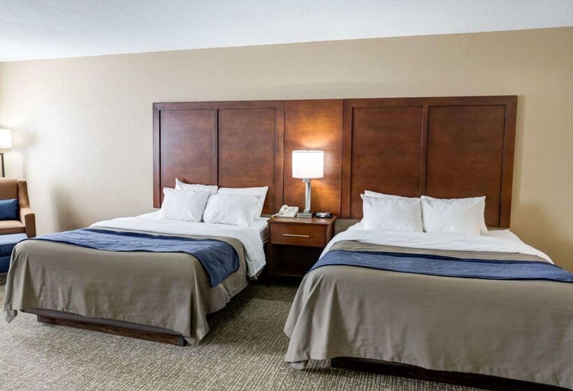 ホテル Comfort Inn Kearney  Liberty