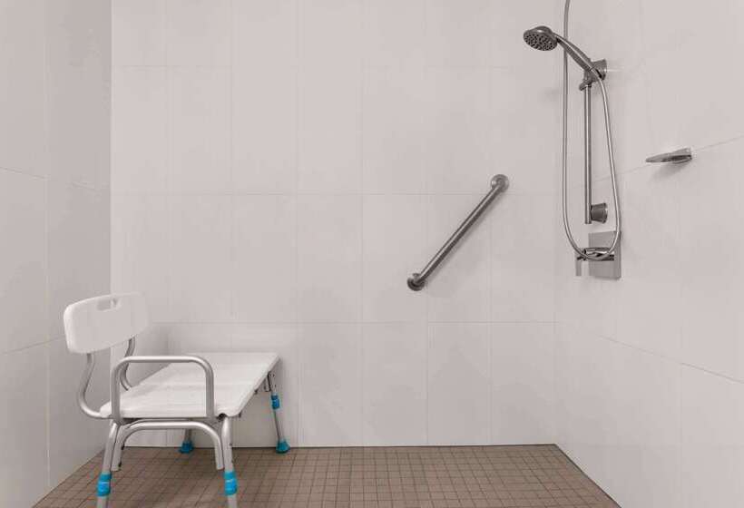 فندق Days Inn By Wyndham Kingston