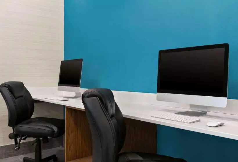 فندق Days Inn By Wyndham Kingston