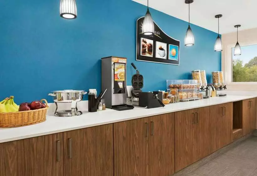 فندق Days Inn By Wyndham Kingston