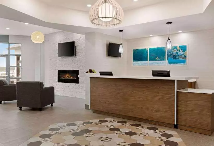 فندق Days Inn By Wyndham Kingston