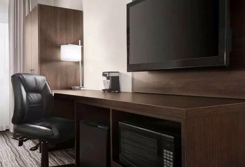 فندق Days Inn By Wyndham Kingston