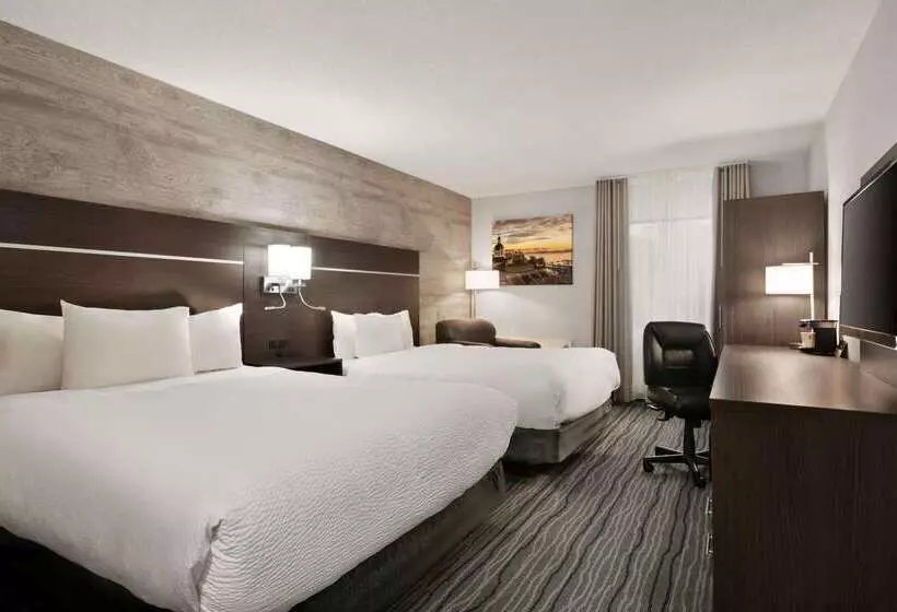 فندق Days Inn By Wyndham Kingston