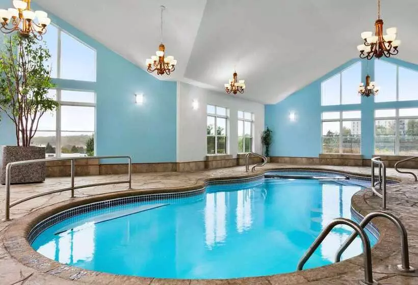 فندق Days Inn By Wyndham Kingston