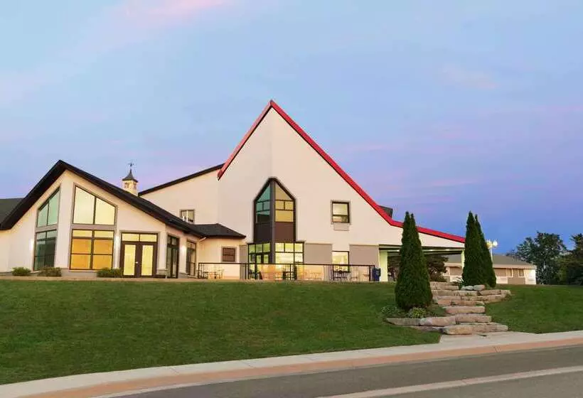 فندق Days Inn By Wyndham Kingston