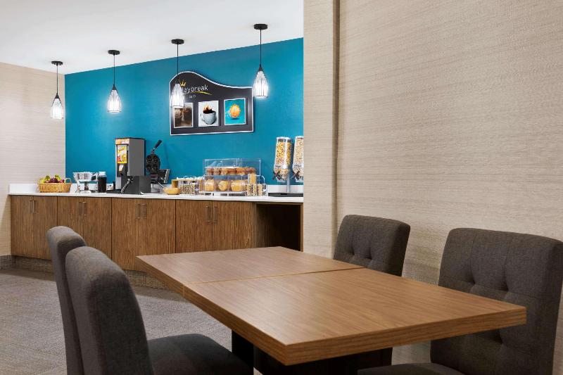 فندق Days Inn By Wyndham Kingston