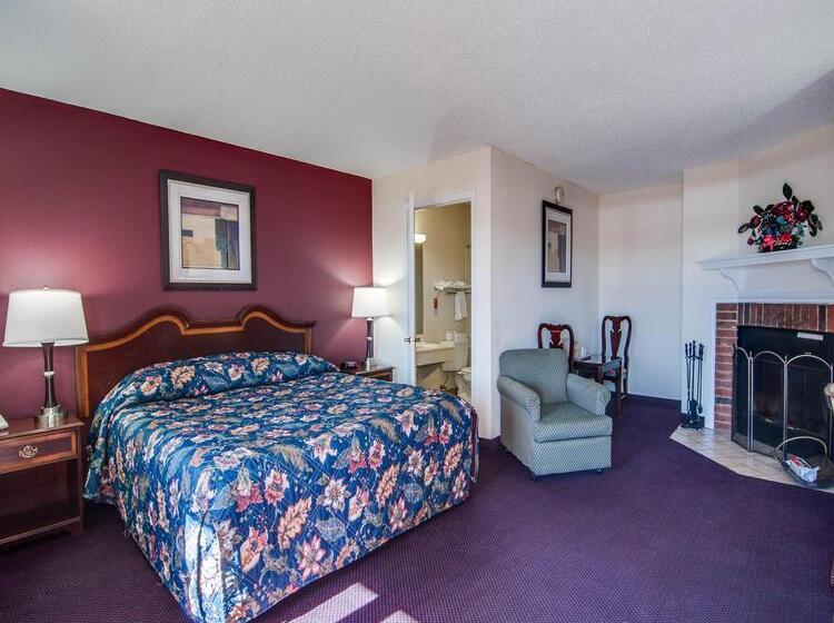 호텔 Econo Lodge Glade Springs I 81