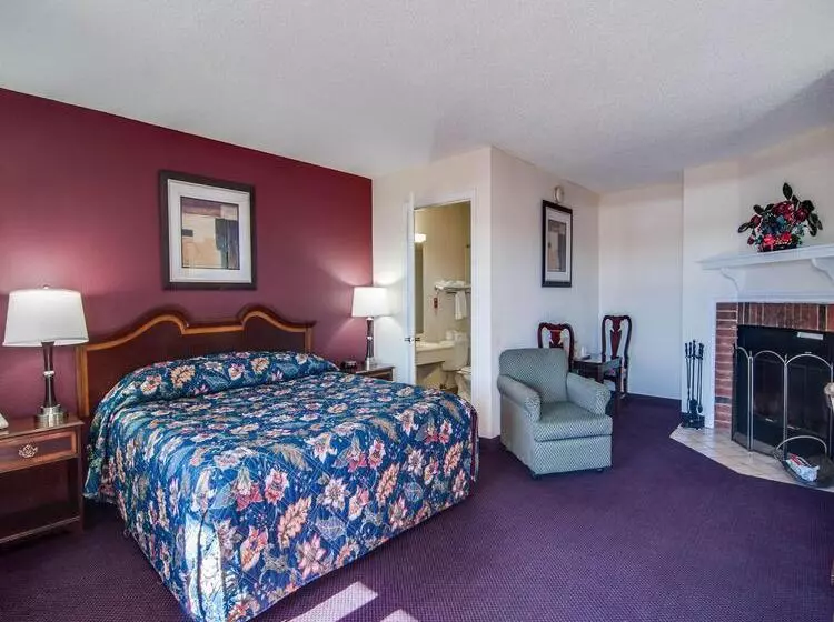 ホテル Econo Lodge Glade Springs I 81