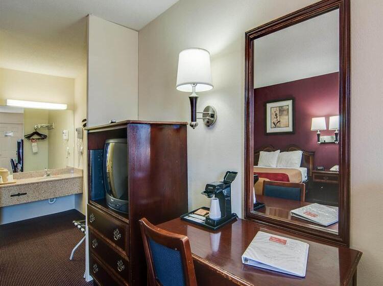 호텔 Econo Lodge Glade Springs I 81