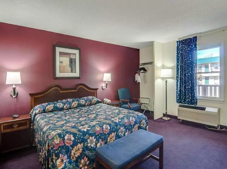 ホテル Econo Lodge Glade Springs I 81