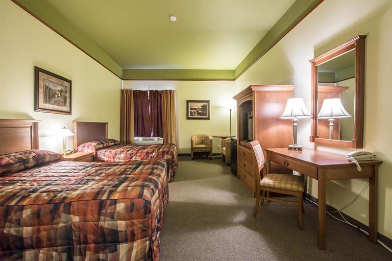 בית מלון כפרי Econo Lodge Inn & Suites